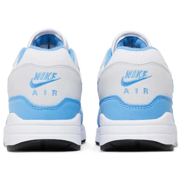 AM1 "White University Blue" [FD9082-103]
