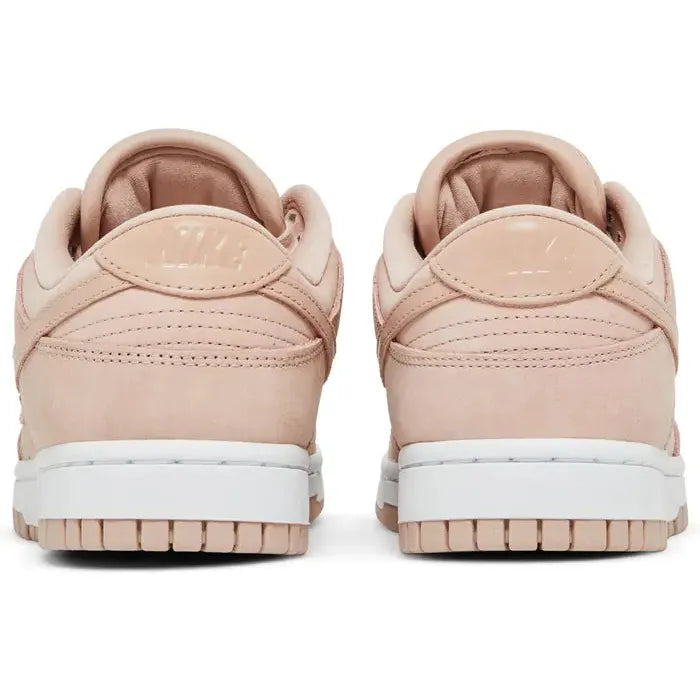 Dunk Low (W) "Pink Oxford" [DV7415-600]