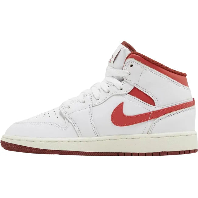 AJ1 Mid (GS) "dune red"